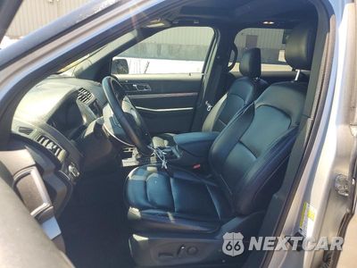 Zdjęcie 7 z 13 samochodu: 2019 FORD EXPLORER XLT VIN:1FM5K8D85KGA81128 - miniatura