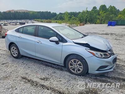 Czwarte zdjęcie samochodu z boku: 2018 CHEVROLET CRUZE LS VIN:1G1BC5SM7J7220086 - miniatura