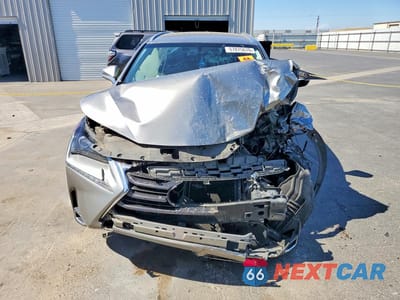 Piąte zdjęcie samochodu w środku: 2017 LEXUS NX 200T BASE VIN:JTJYARBZ3H2079001 - miniatura