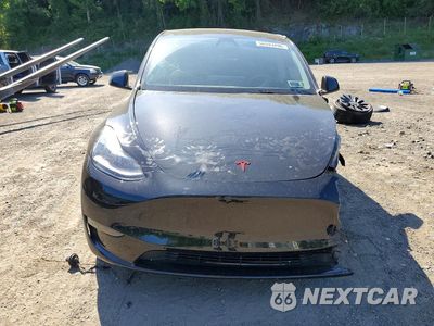 Piąte zdjęcie samochodu w środku: 2023 TESLA MODEL Y VIN:7SAYGDEF9PF957891 - miniatura
