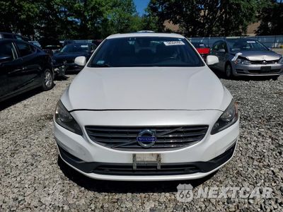Piąte zdjęcie samochodu w środku: 2016 VOLVO S60 PREMIER VIN:YV1612TK9G2406707 - miniatura