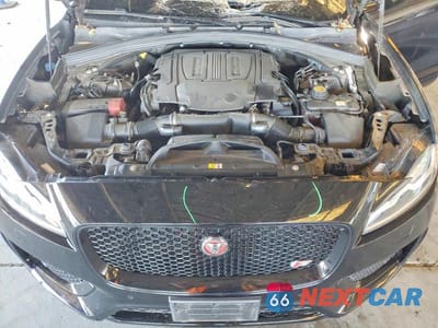 Zdjęcie 12 z 13 samochodu: 2019 JAGUAR F-PACE S VIN:SADCM2FV3KA616308 - miniatura
