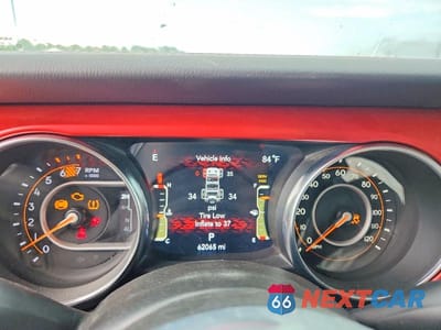Zdjęcie 9 z 13 samochodu: 2023 JEEP WRANGLER RUBICON VIN:1C4HJXFG5PW515614 - miniatura