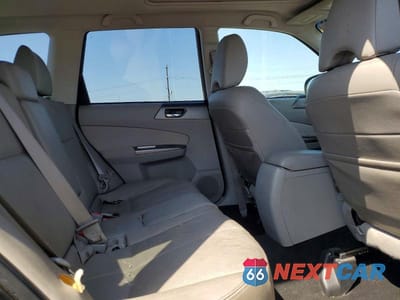 Zdjęcie 11 z 14 samochodu: 2011 SUBARU FORESTER TOURING VIN:JF2SHGGC9BH772383 - miniatura