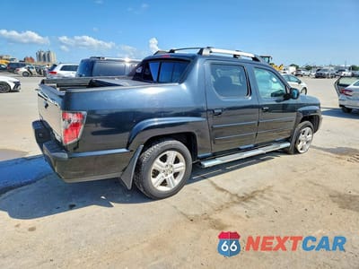 Trzecie zdjęcie samochodu z tyłu: 2013 HONDA RIDGELINE RTL VIN:5FPYK1F50DB008233 - miniatura