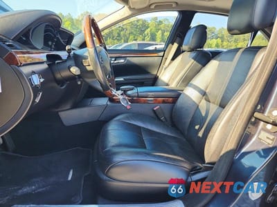 Zdjęcie 7 z 12 samochodu: 2007 MERCEDES-BENZ S 550 VIN:WDDNG71X77A089047 - miniatura