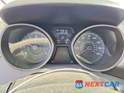 Zdjęcie 9 z 12 samochodu: 2013 HYUNDAI ELANTRA GLS VIN:5NPDH4AE1DH173322 - miniatura