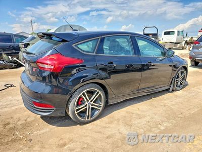 Trzecie zdjęcie samochodu z tyłu: 2016 FORD FOCUS ST VIN:1FADP3L94GL262692 - miniatura