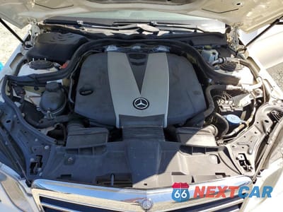 Zdjęcie 11 z 12 samochodu: 2011 MERCEDES-BENZ E 350 BLUETEC VIN:WDDHF2EB9BA372852 - miniatura