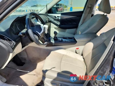 Zdjęcie 7 z 12 samochodu: 2015 INFINITI Q50 PREMIUM VIN:JN1BV7AP4FM358172 - miniatura