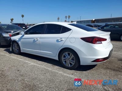 Drugie zdjęcie samochodu z przodu: 2019 HYUNDAI ELANTRA VALUE EDITION VIN:5NPD84LF0KH423703 - miniatura