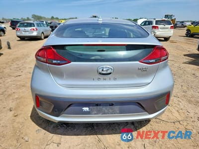 Zdjęcie 6 z 12 samochodu: 2022 HYUNDAI IONIQ BLUE VIN:KMHC65LC8NU268367 - miniatura