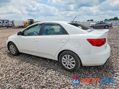 Drugie zdjęcie samochodu z przodu: 2013 KIA FORTE LX VIN:KNAFT4A20D5690654 - miniatura