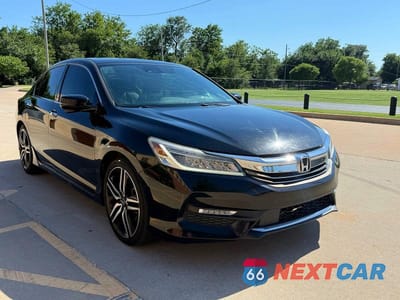 2016 HONDA ACCORD TOURING 1HGCR3F95GA030921 - główne zdjęcie licytacji z USA - miniatura