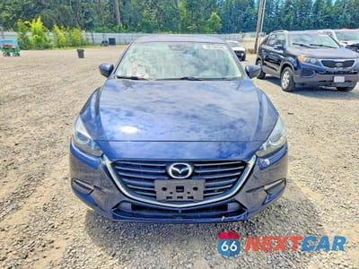Piąte zdjęcie samochodu w środku: 2018 MAZDA 3 TOURING VIN:3MZBN1V37JM172976 - miniatura