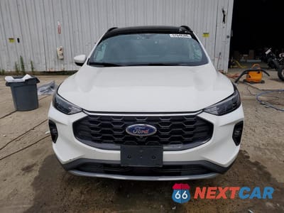 Piąte zdjęcie samochodu w środku: 2025 FORD ESCAPE ST LINE SELECT VIN:1FMCU9NZ1SUB12519 - miniatura