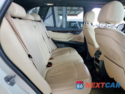 Zdjęcie 10 z 12 samochodu: 2017 BMW X5 SDRIVE35I VIN:5UXKR2C32H0X04646 - miniatura