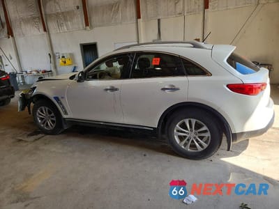 Drugie zdjęcie samochodu z przodu: 2017 INFINITI QX70 BASE VIN:JN8CS1MW9HM410526 - miniatura