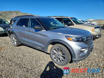 Czwarte zdjęcie samochodu z boku: 2020 FORD EXPLORER XLT VIN:1FMSK8DH9LGC95866 - miniatura