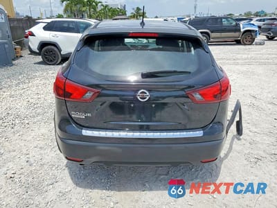 Zdjęcie 6 z 12 samochodu: 2018 NISSAN ROGUE SPORT S VIN:JN1BJ1CP4JW102052 - miniatura