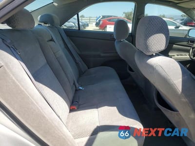 Zdjęcie 10 z 12 samochodu: 2004 TOYOTA CAMRY LE V6 VIN:4T1BF30K74U586894 - miniatura