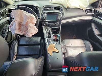 Zdjęcie 8 z 12 samochodu: 2016 NISSAN MAXIMA 3.5 SL VIN:1N4AA6AP9GC394189 - miniatura