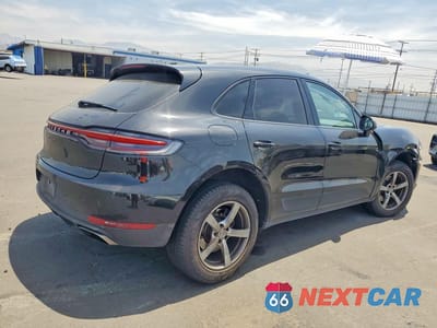Trzecie zdjęcie samochodu z tyłu: 2020 PORSCHE MACAN VIN:WP1AA2A58LLB08214 - miniatura