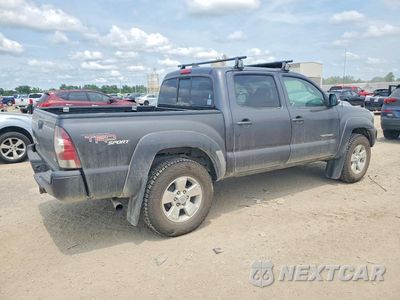 Trzecie zdjęcie samochodu z tyłu: 2012 TOYOTA TACOMA DOUBLE CAB VIN:5TFLU4EN5CX034007 - miniatura