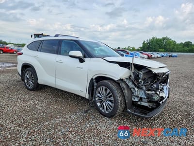 Czwarte zdjęcie samochodu z boku: 2020 TOYOTA HIGHLANDER HYBRID PLATINUM VIN:5TDEBRCH8LS005616 - miniatura