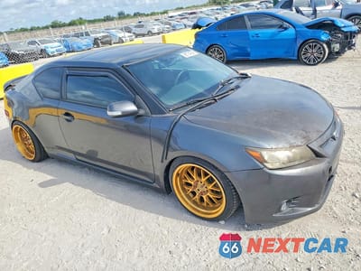 Czwarte zdjęcie samochodu z boku: 2012 SCION TC BASE VIN:JTKJF5C7XC3041420 - miniatura