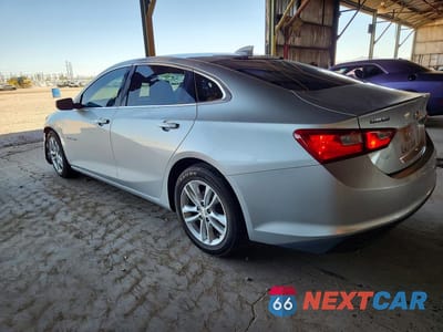 Drugie zdjęcie samochodu z przodu: 2017 CHEVROLET MALIBU LT VIN:1G1ZE5ST7HF158947 - miniatura