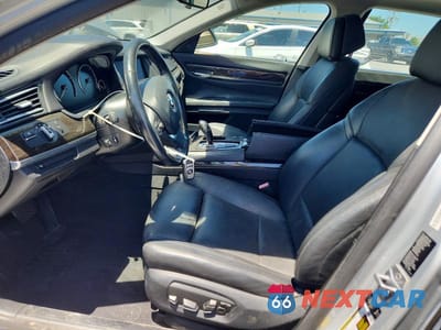 Zdjęcie 7 z 13 samochodu: 2013 BMW 750 LXI VIN:WBAYF8C58DD141062 - miniatura