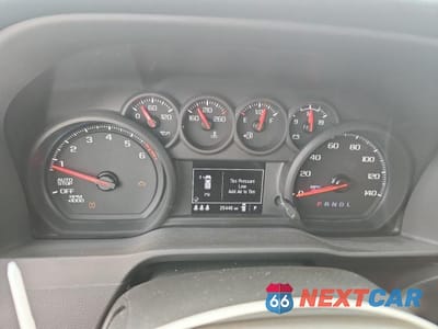 Zdjęcie 9 z 13 samochodu: 2025 CHEVROLET SILVERADO C1500 CUSTOM VIN:1GCRABEK3SZ238532 - miniatura
