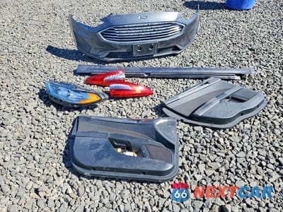 Zdjęcie 12 z 13 samochodu: 2020 FORD FUSION SE VIN:3FA6P0HD1LR149895 - miniatura