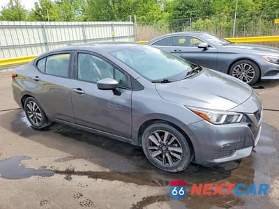 Czwarte zdjęcie samochodu z boku: 2021 NISSAN VERSA SV VIN:3N1CN8EV3ML848077 - miniatura