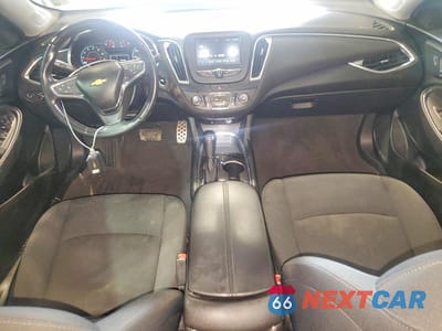 Zdjęcie 8 z 12 samochodu: 2016 CHEVROLET MALIBU LT VIN:1G1ZE5STXGF303932 - miniatura