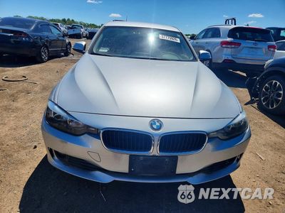 Piąte zdjęcie samochodu w środku: 2012 BMW 328 I VIN:WBA3A5G5XCNP18300 - miniatura