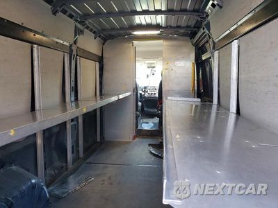 Zdjęcie 10 z 13 samochodu: 2020 RAM PROMASTER 3500 DELIVERY VAN VIN:3C6URVJG5LE140516 - miniatura