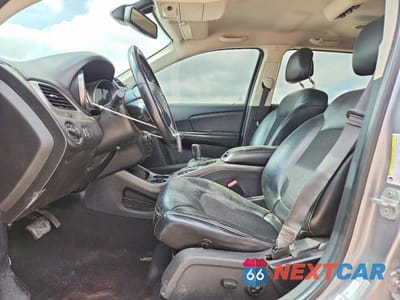 Zdjęcie 7 z 13 samochodu: 2019 DODGE JOURNEY CROSSROAD VIN:3C4PDCGB4KT681135 - miniatura
