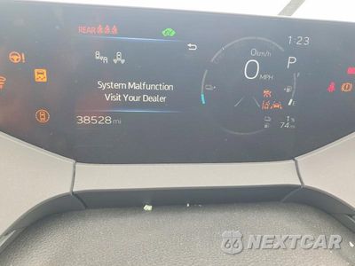 Zdjęcie 9 z 13 samochodu: 2025 TOYOTA PRIUS PLUG-IN HYBRID SE VIN:JTDACACU7S3046653 - miniatura