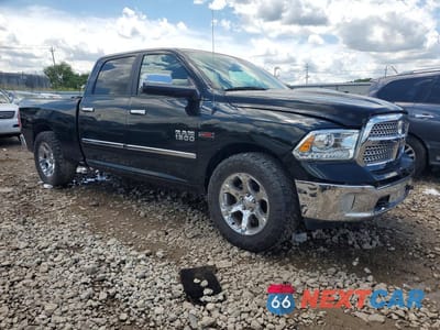 Czwarte zdjęcie samochodu z boku: 2015 RAM 1500 LARAMIE VIN:1C6RR7VM4FS727762 - miniatura