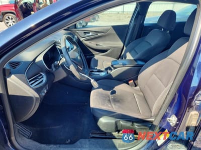 Zdjęcie 7 z 12 samochodu: 2018 CHEVROLET MALIBU LS VIN:1G1ZB5ST1JF108656 - miniatura