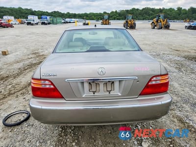 Zdjęcie 6 z 12 samochodu: 2002 ACURA 3.5RL VIN:JH4KA96572C012580 - miniatura