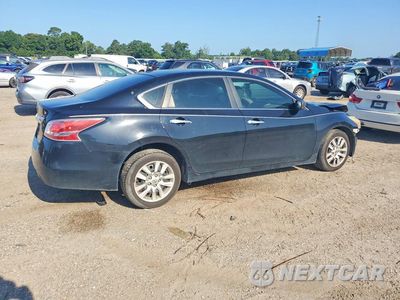 Trzecie zdjęcie samochodu z tyłu: 2015 NISSAN ALTIMA 2.5 S VIN:1N4AL3AP5FN895138 - miniatura