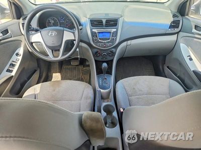 Zdjęcie 8 z 12 samochodu: 2012 HYUNDAI ACCENT GLS VIN:KMHCT4AE5CU082631 - miniatura