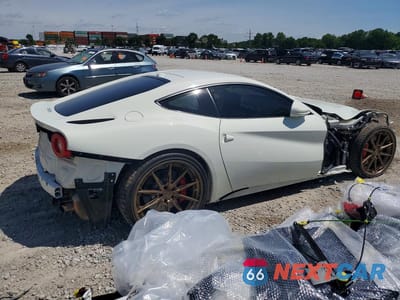 Trzecie zdjęcie samochodu z tyłu: 2014 FERRARI F12 BERLINETTA VIN:ZFF74UFA5E0198254 - miniatura