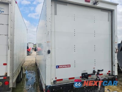 Zdjęcie 6 z 13 samochodu: 2021 CHEVROLET EXPRESS BOX TRUCK VIN:1GB0GSF74M1309258 - miniatura