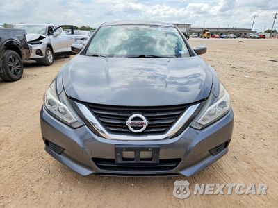 Piąte zdjęcie samochodu w środku: 2016 NISSAN ALTIMA 2.5 S VIN:1N4AL3AP9GN357012 - miniatura