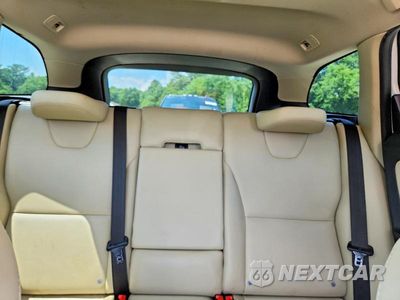 Zdjęcie 10 z 13 samochodu: 2016 VOLVO XC60 T5 PREMIER VIN:YV4612RK3G2853298 - miniatura