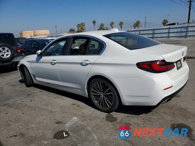 Drugie zdjęcie samochodu z przodu: 2021 BMW 530E VIN:WBA13AG0XMCF03661 - miniatura